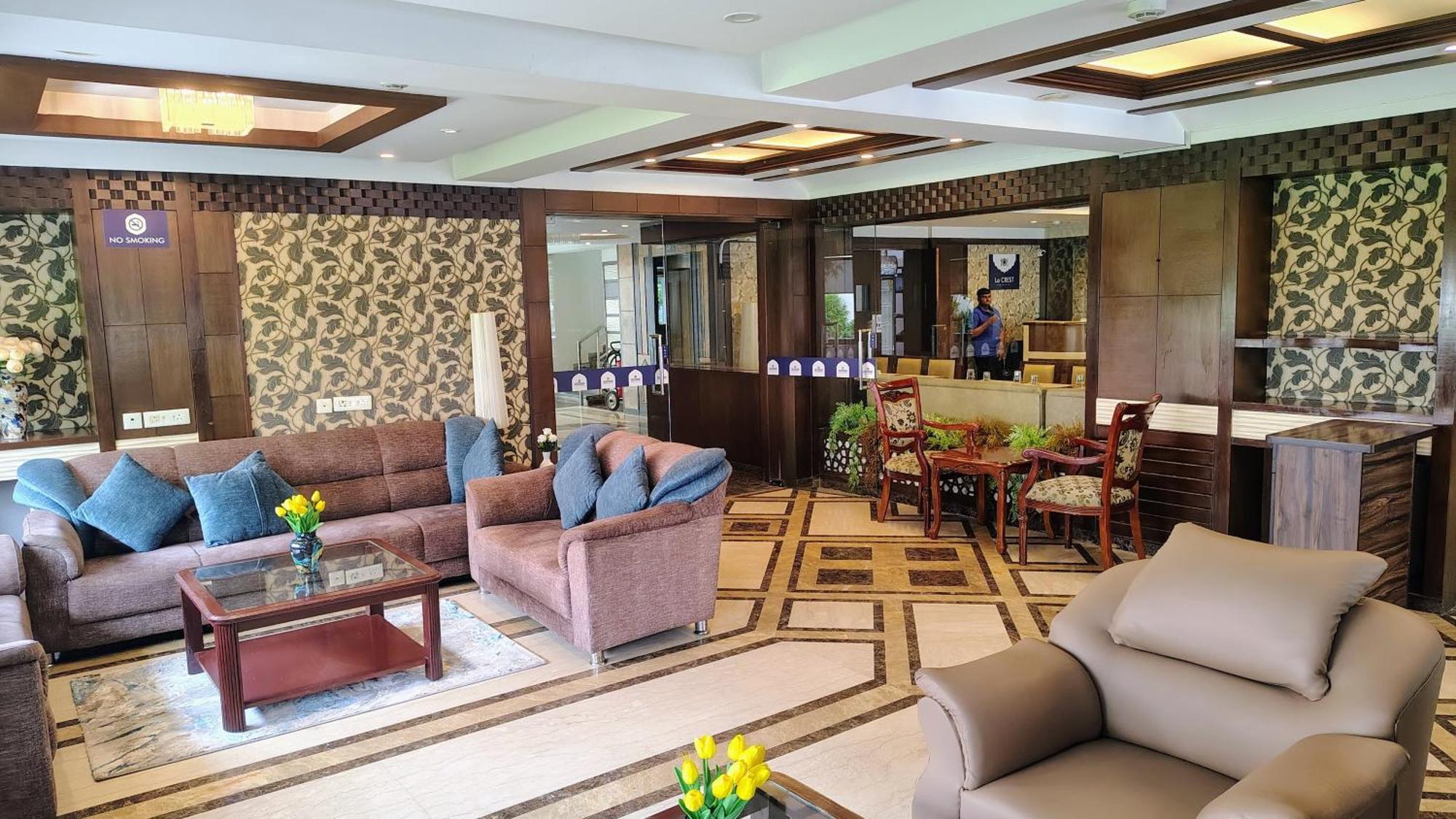Crestmont Ashapurna Jaipur, Banipark Hotel Exterior photo